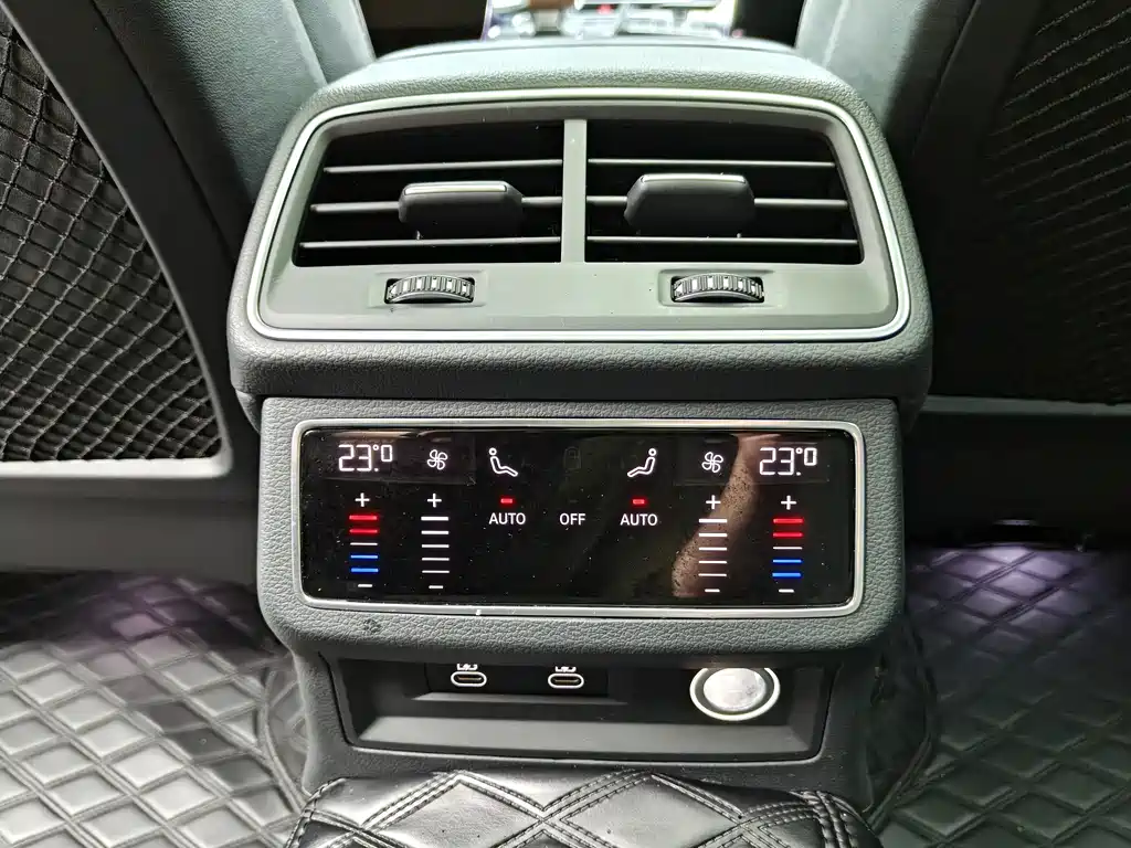 Audi A6L New Energy — миниатюра 21