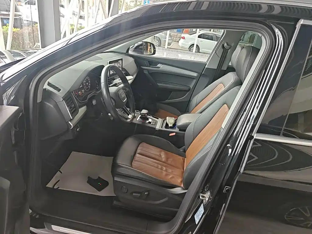 Audi Q5L — миниатюра 15