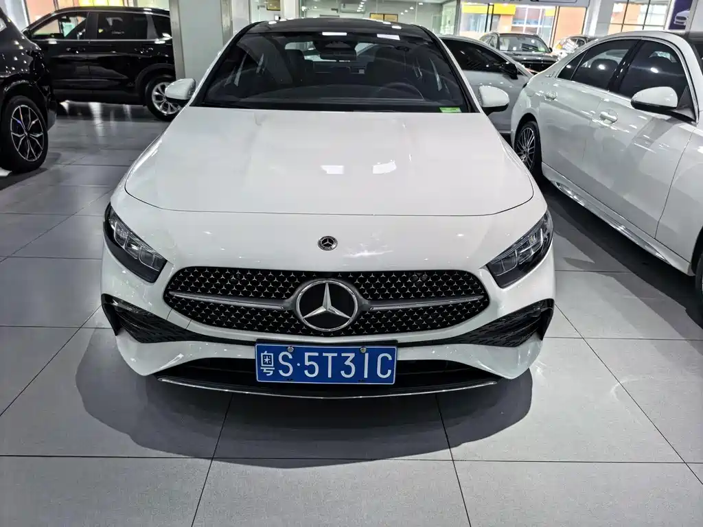 Mercedes-Benz A-Class — миниатюра 2
