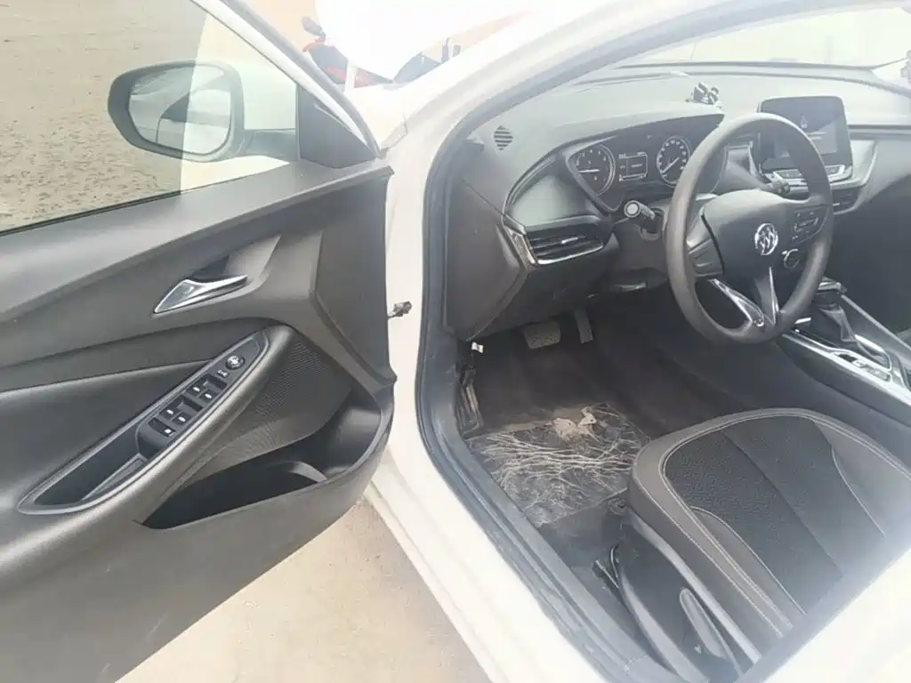 Buick Verano — миниатюра 16