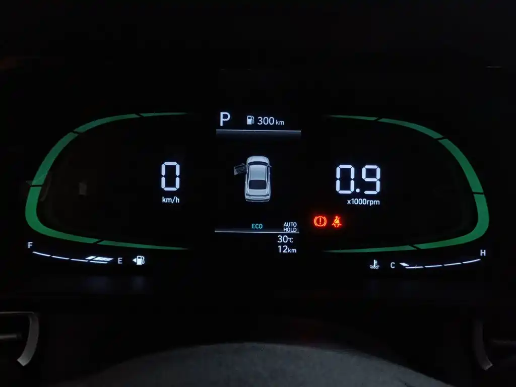 Hyundai Elantra — миниатюра 12