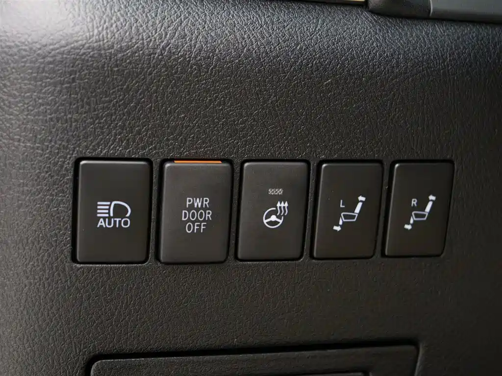 Toyota Alphard 2021 2.5L Luxury