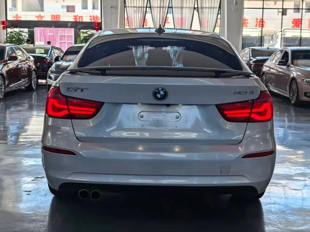 BMW 3 Series GT — миниатюра 8