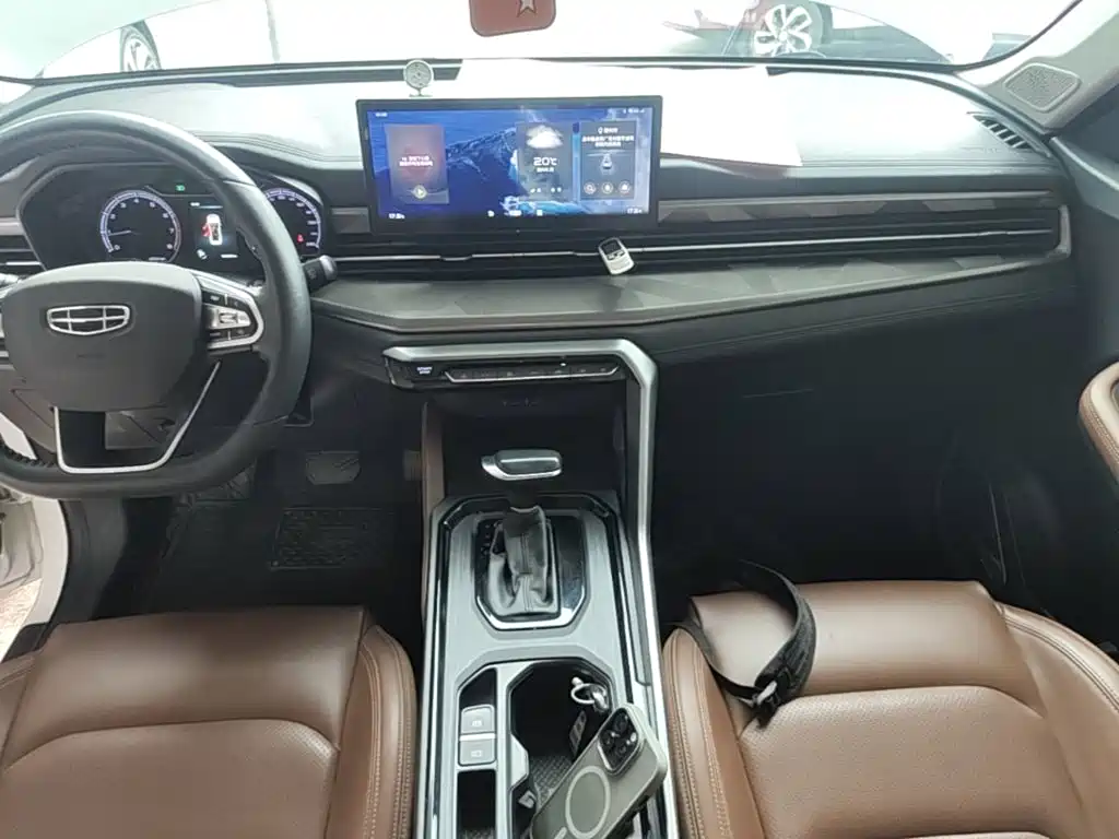 Geely Vision X6 — миниатюра 13