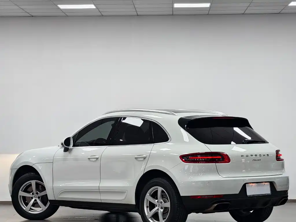 Porsche Macan 2016 Macan 2.0T