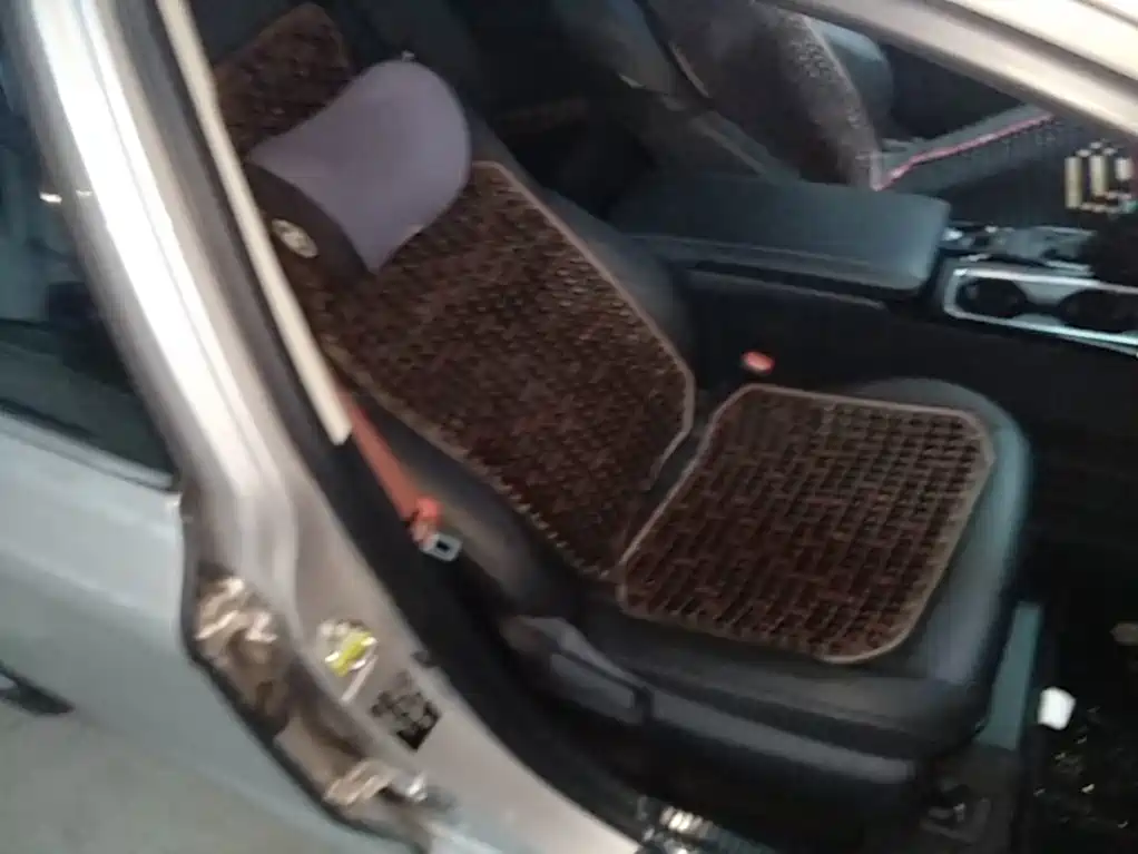 Toyota Camry — миниатюра 25