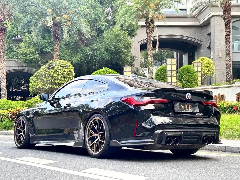BMW M4 2022 M4