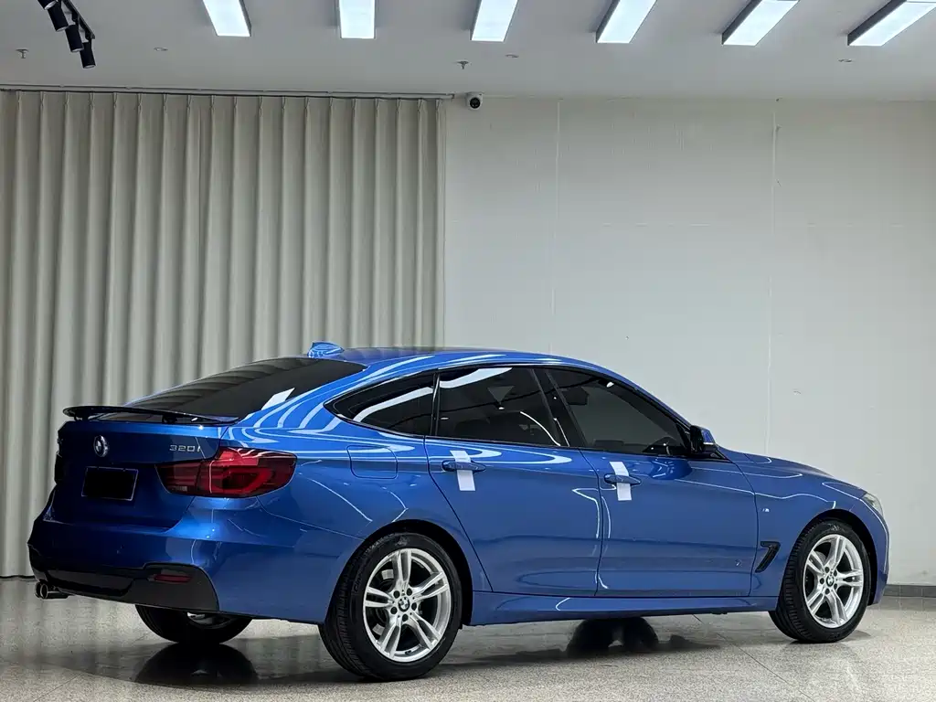 BMW 3 Series GT 3 GT 2019 320i M Sport