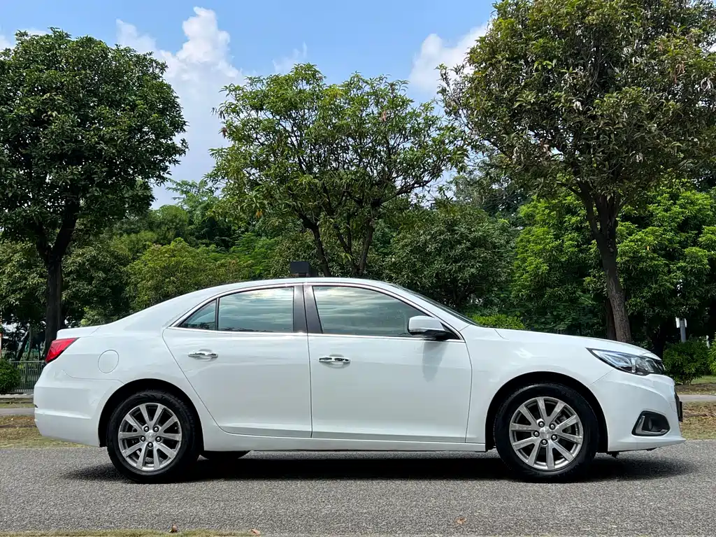 Chevrolet Malibu — миниатюра 4