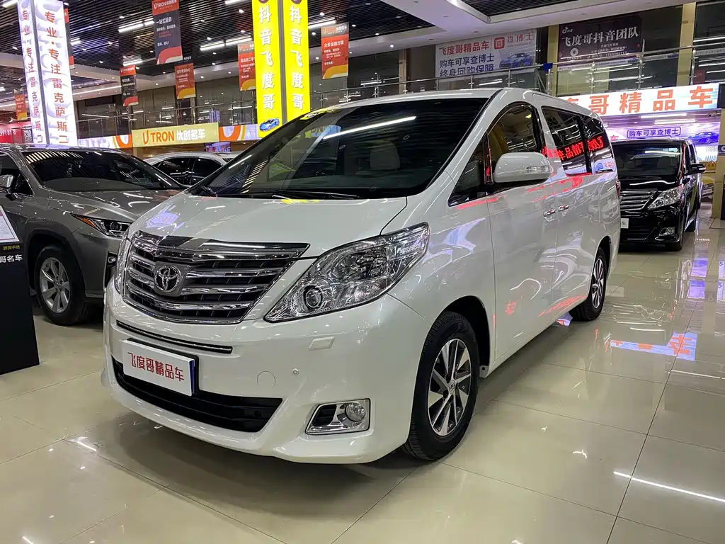 Toyota Alphard 2012 3.5L Luxury