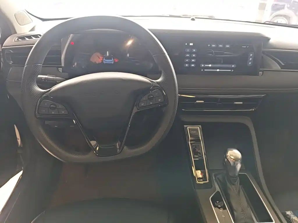 Roewe i5 — миниатюра 11