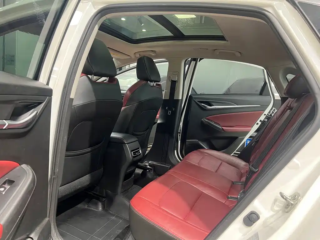 Changan Eado — миниатюра 7