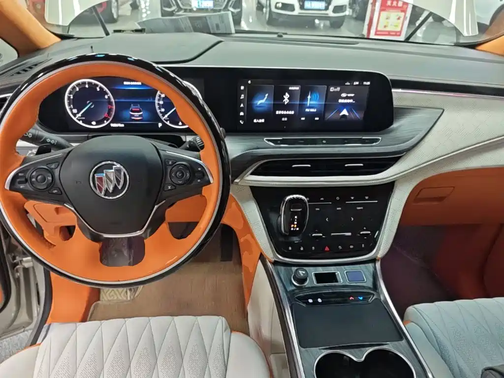 Buick GL8 — миниатюра 10