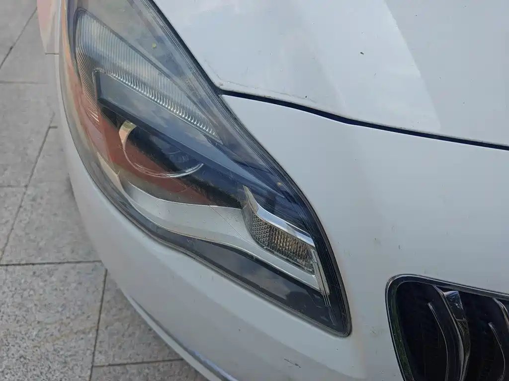 Buick Regal — миниатюра 7