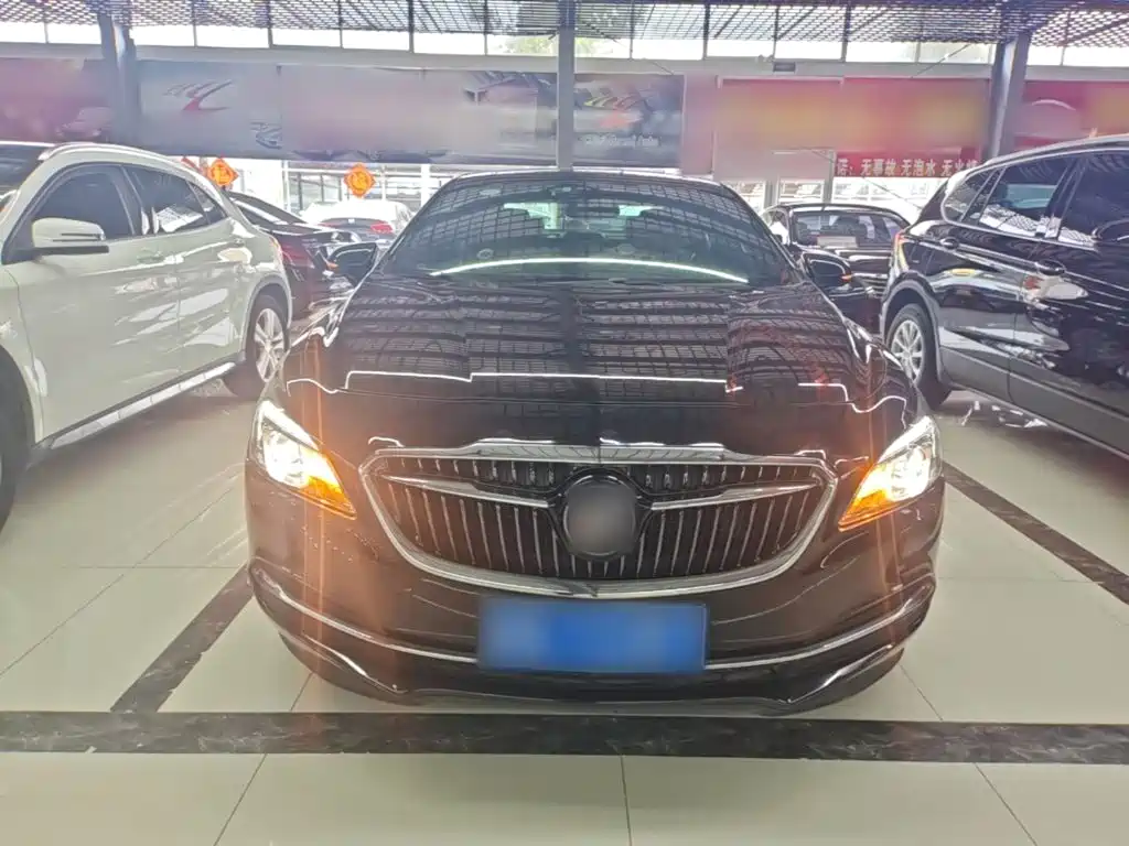 Buick LaCrosse — миниатюра 3