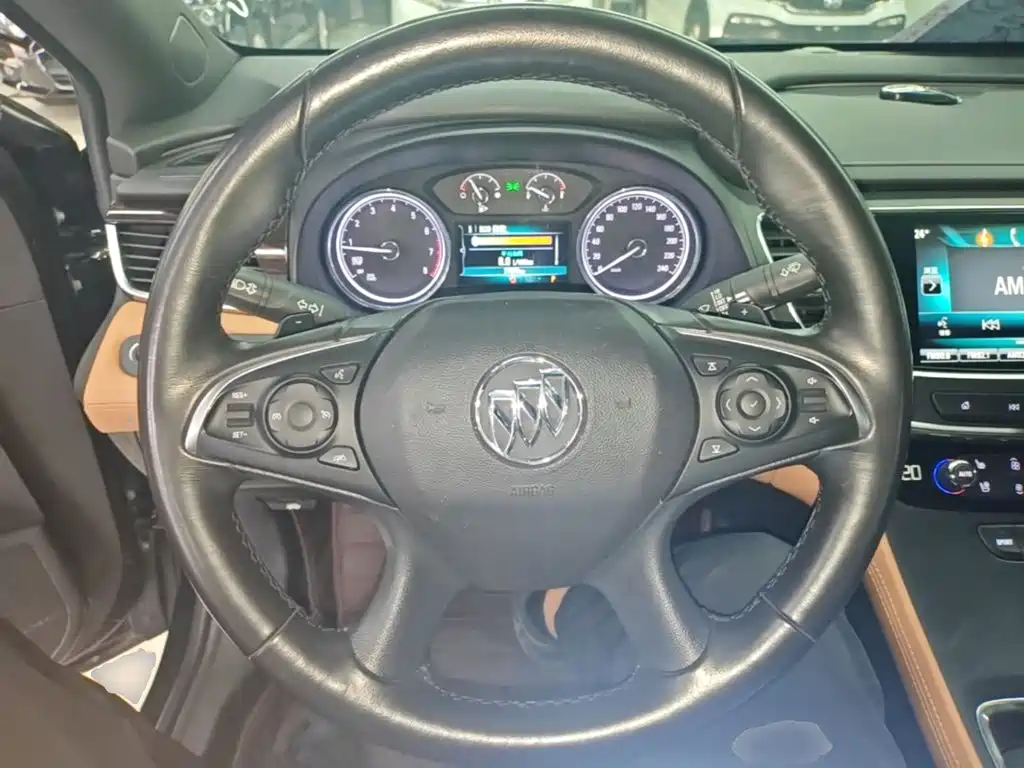 Buick LaCrosse — миниатюра 11