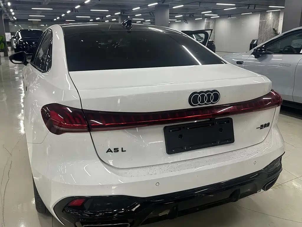 Audi A5L — миниатюра 4