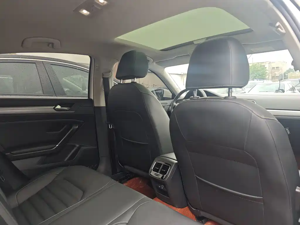 Volkswagen Lamando — миниатюра 9