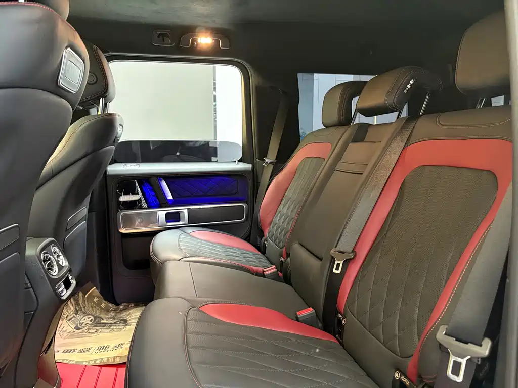 Mercedes-Benz G-Class — миниатюра 11