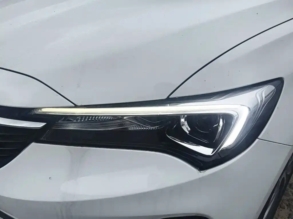 Buick Verano — миниатюра 24