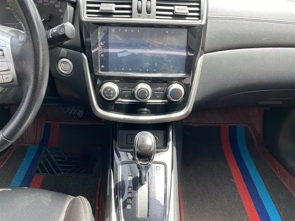 Nissan Tiida — фотографии объявления, Фото 17
