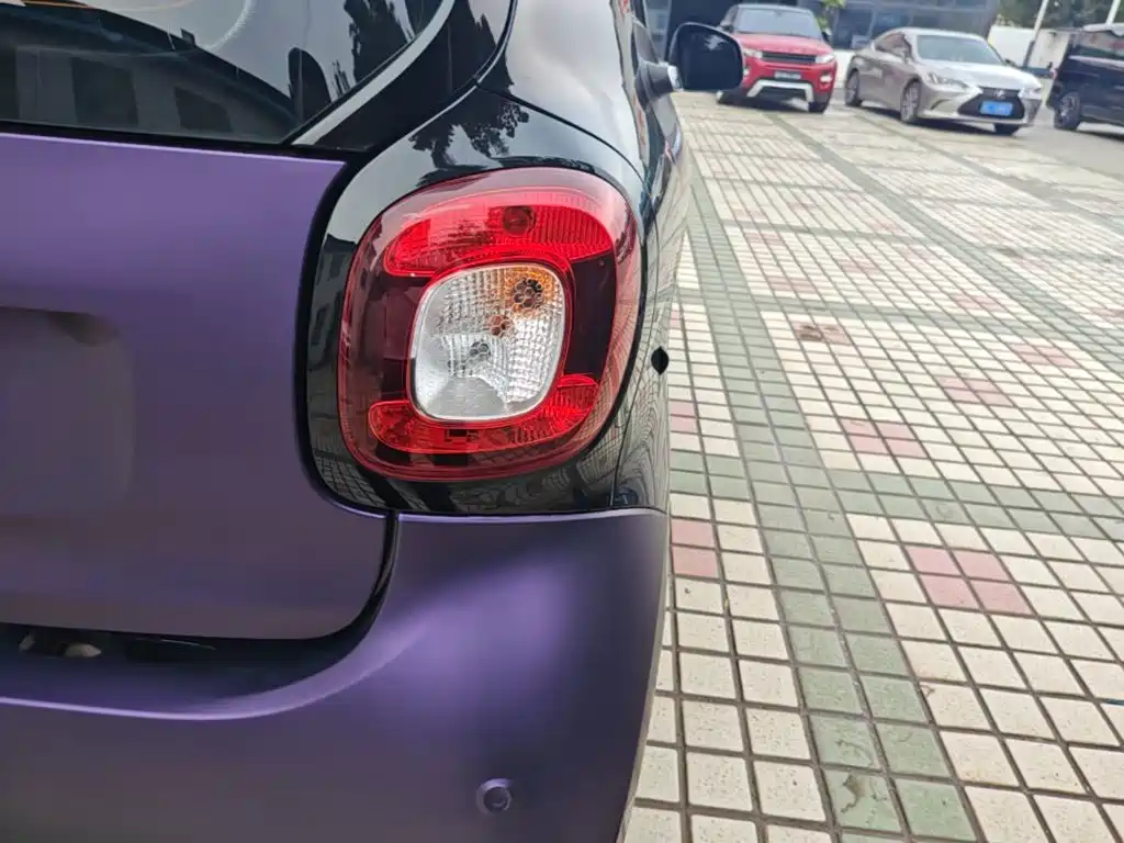 smart Smart Fortwo — миниатюра 8