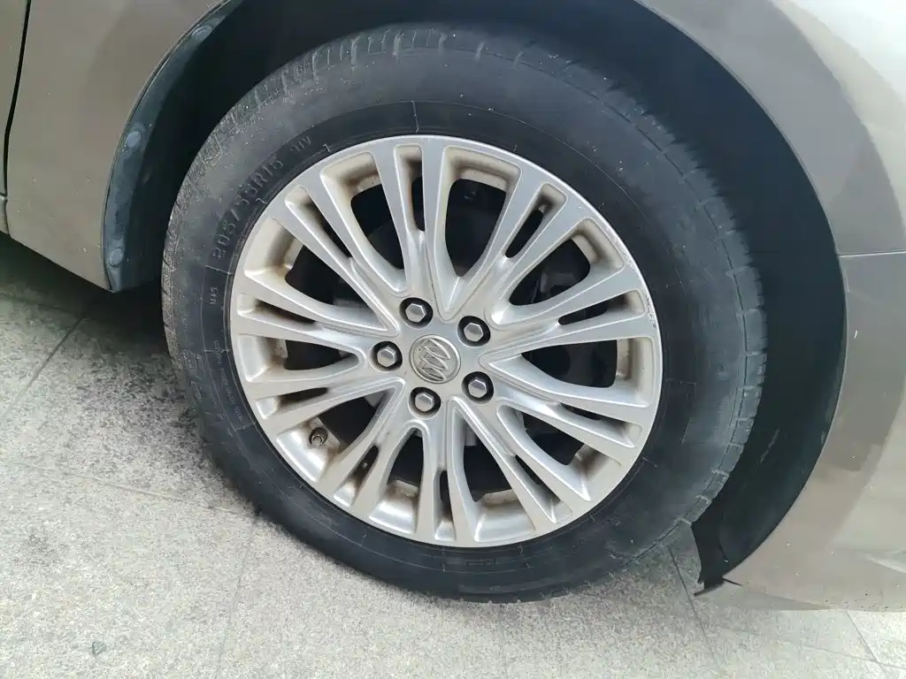 Buick Excelle — миниатюра 8