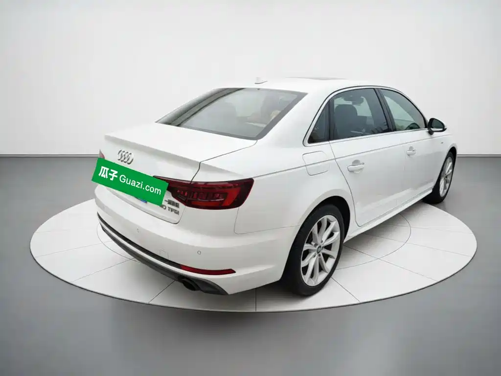 Audi A4L — миниатюра 4