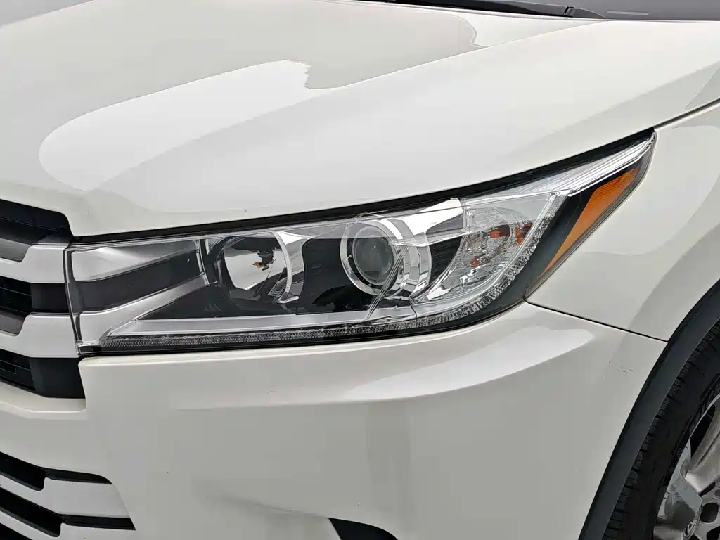 Toyota Highlander — миниатюра 21