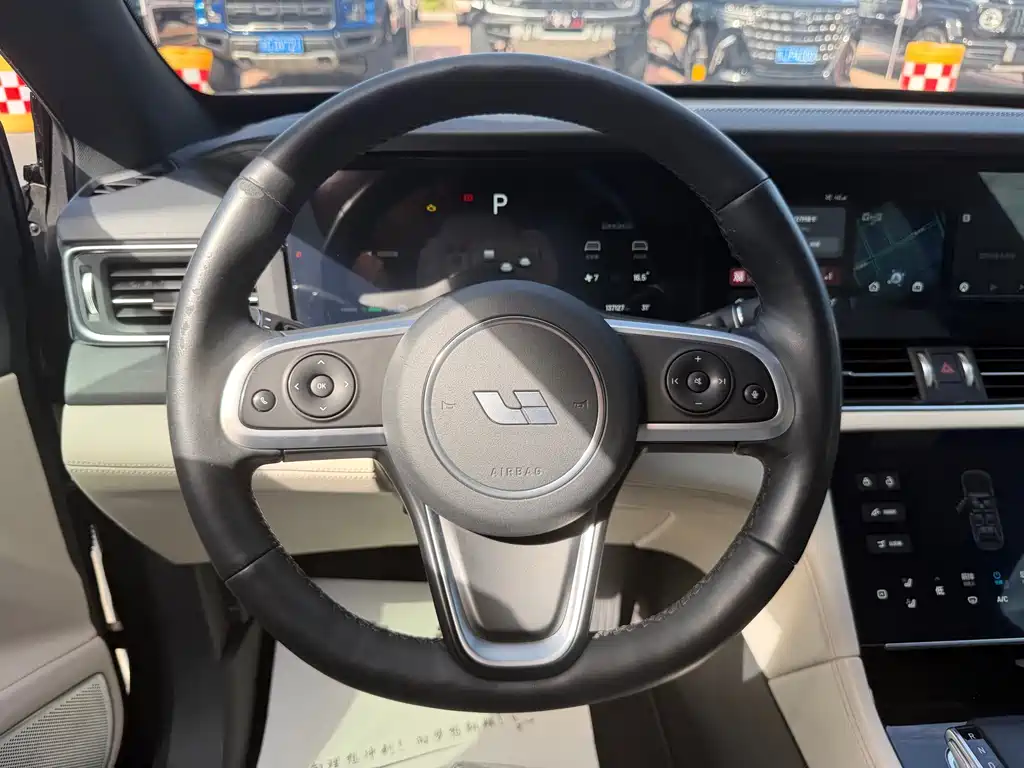 Li Auto Li ONE — миниатюра 6