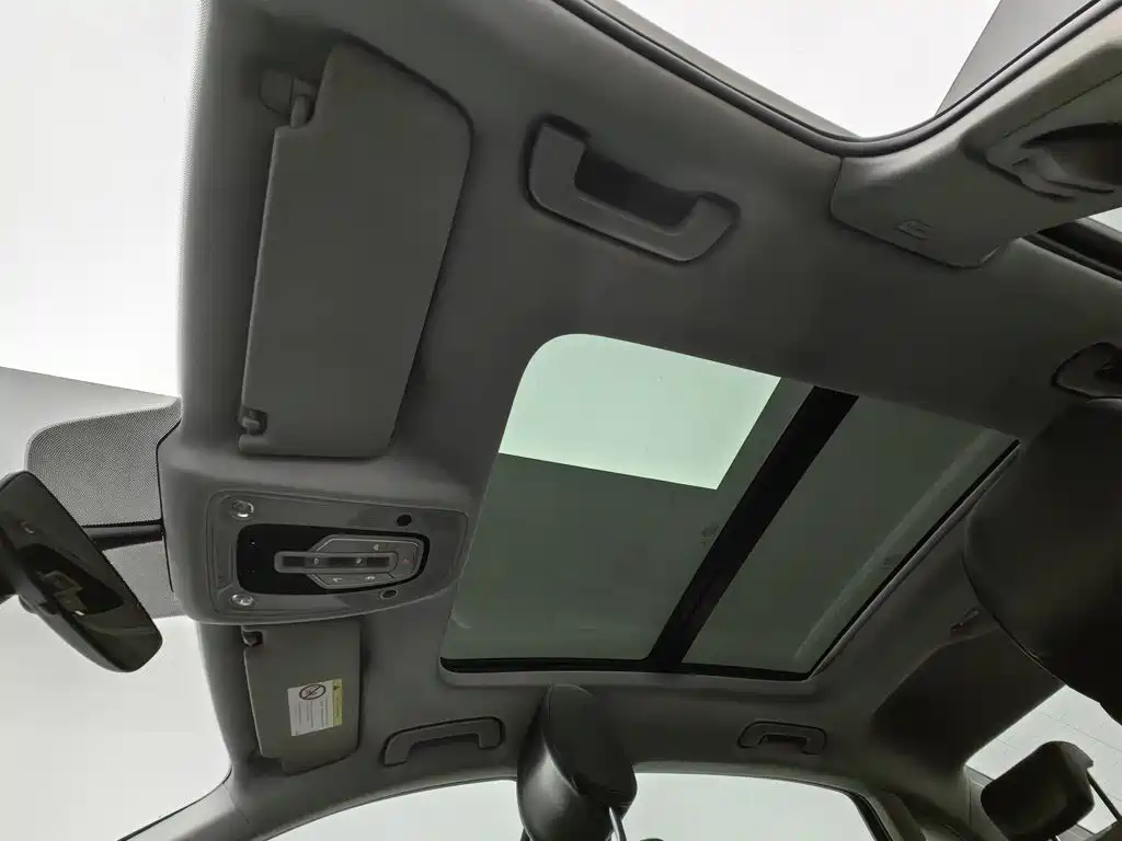 Audi A4L — миниатюра 14