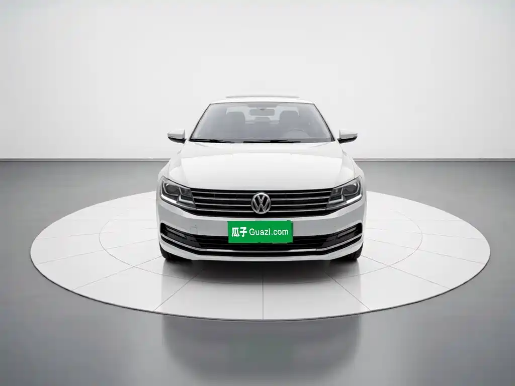 Volkswagen Lavida — миниатюра 2