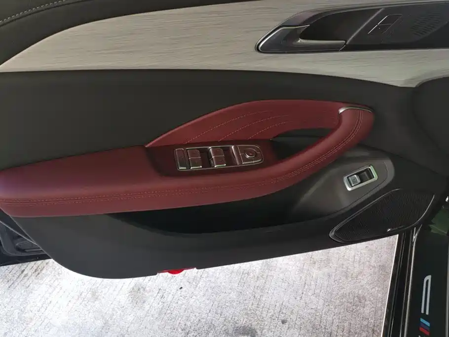 Hongqi Hongqi H5 PHEV — миниатюра 7