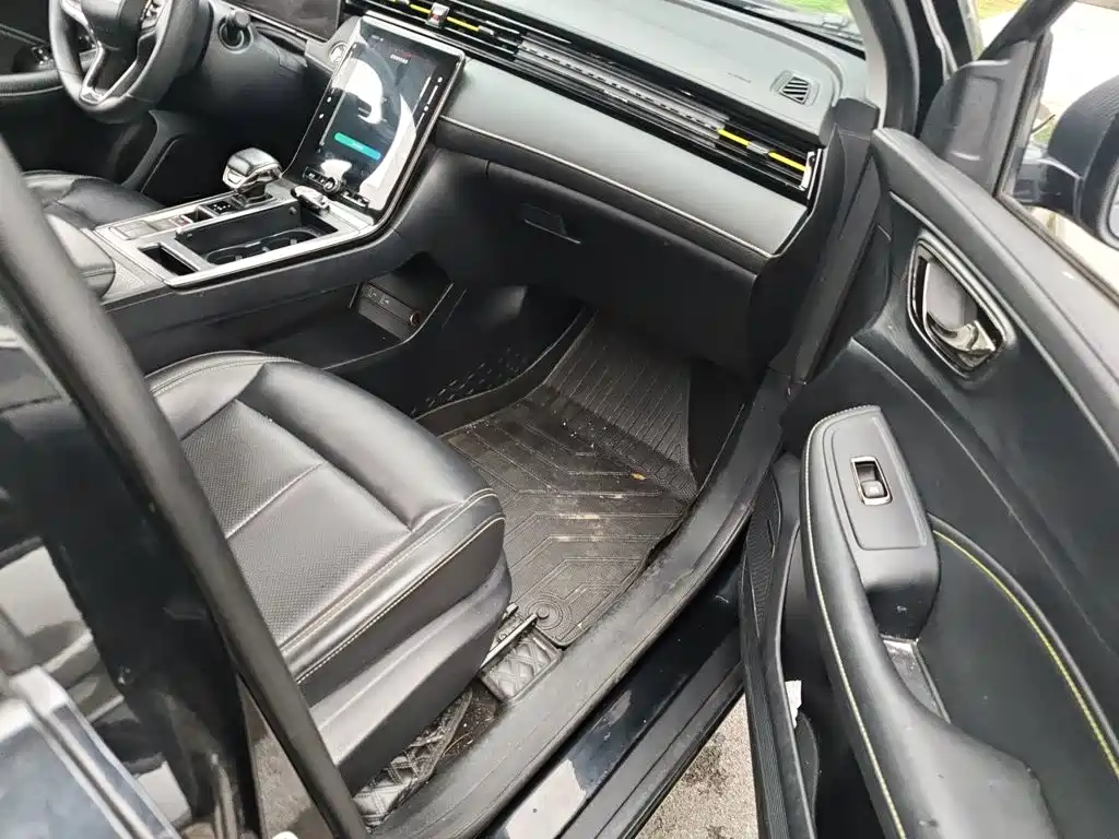 Roewe RX5 — миниатюра 19