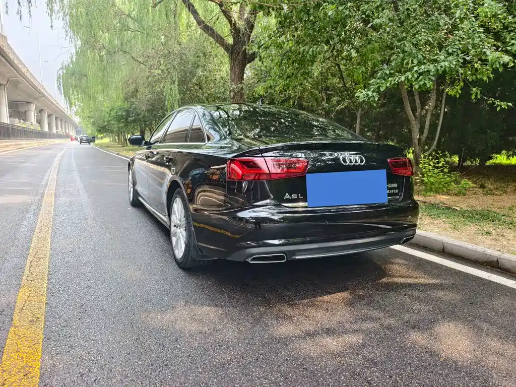 Audi A6L 2016 30 FSI Comfort