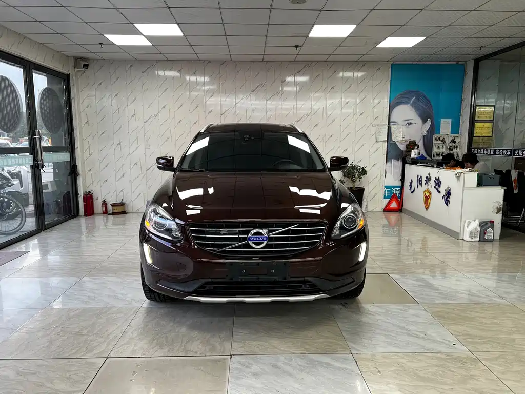 Volvo XC60 (Import) — миниатюра 2