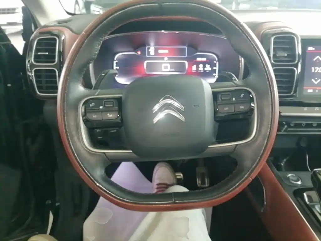 Citroen C5 AIRCROSS — миниатюра 11