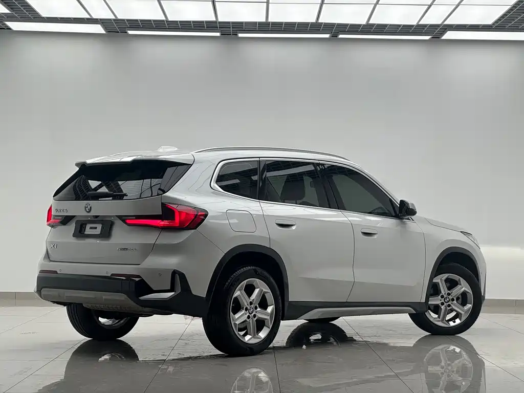 BMW X1 — миниатюра 7