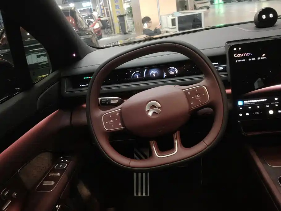 NIO ES8 — миниатюра 15
