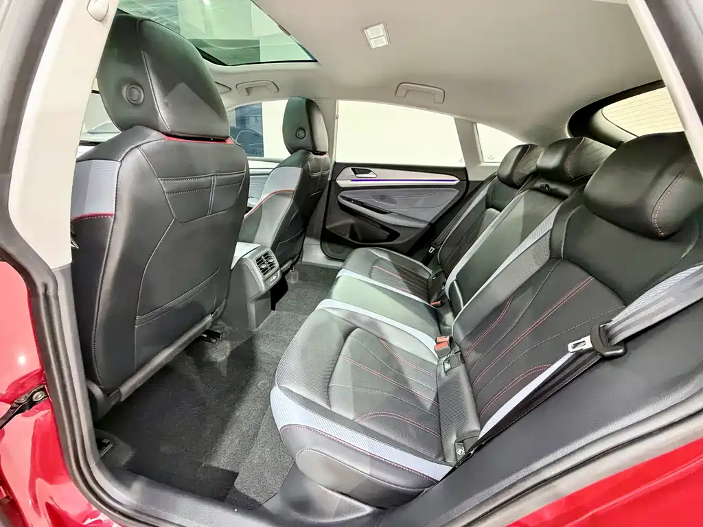 Volkswagen Lamando — миниатюра 8