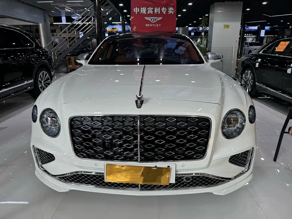Bentley Flying Spur 2025 4.0T AT