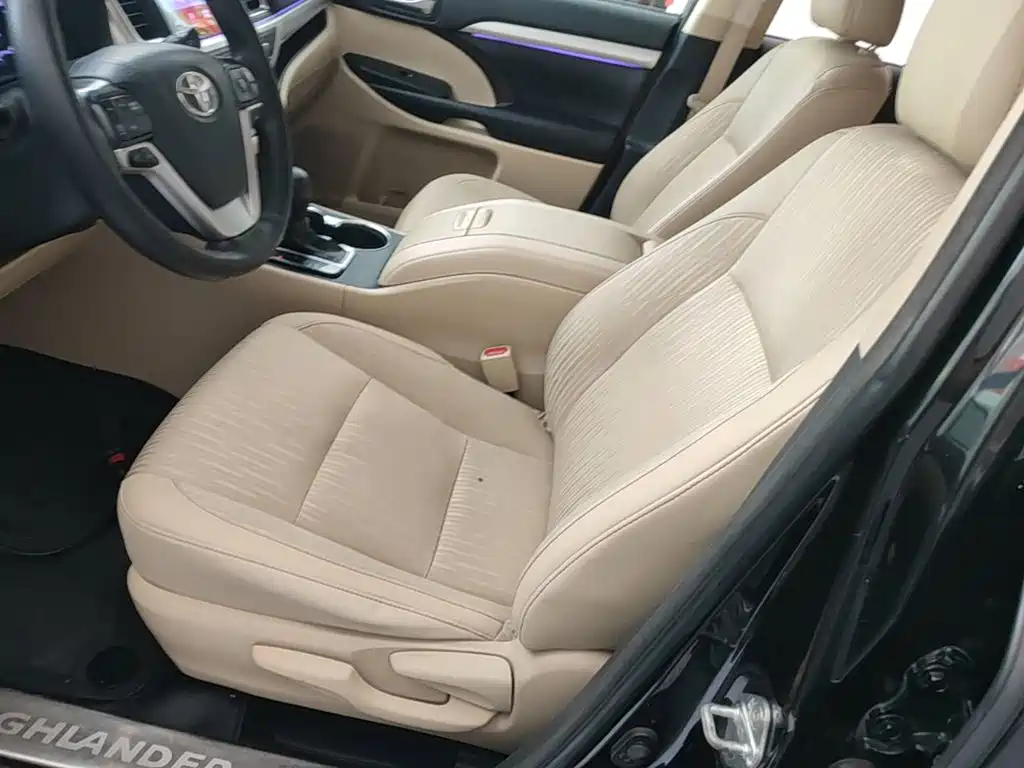 Toyota Highlander — миниатюра 15