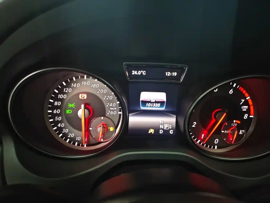 Mercedes-Benz GLA — миниатюра 12
