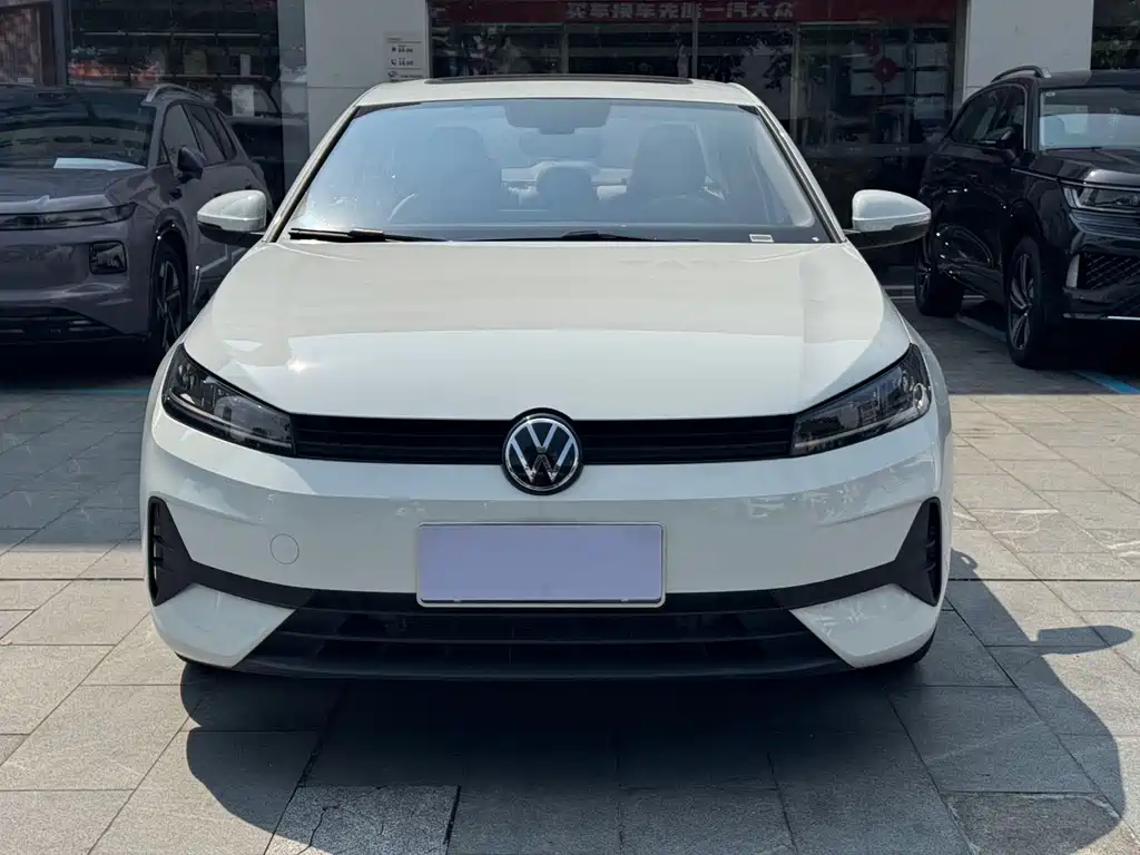 Volkswagen Sagitar — миниатюра 2