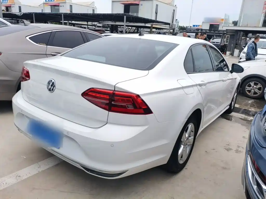 Volkswagen Lamando — миниатюра 7