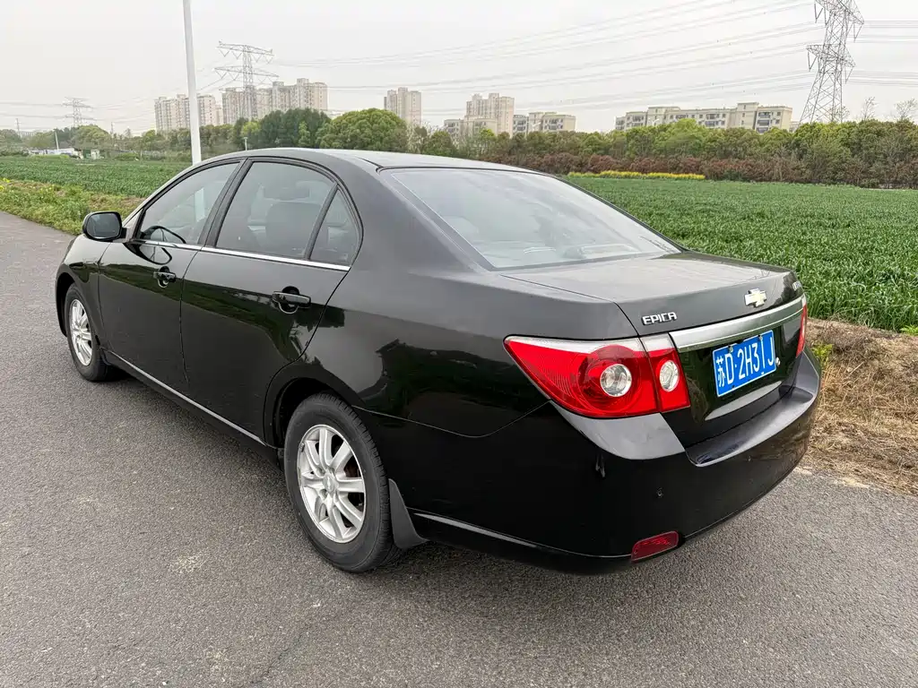 Chevrolet Epica — миниатюра 4