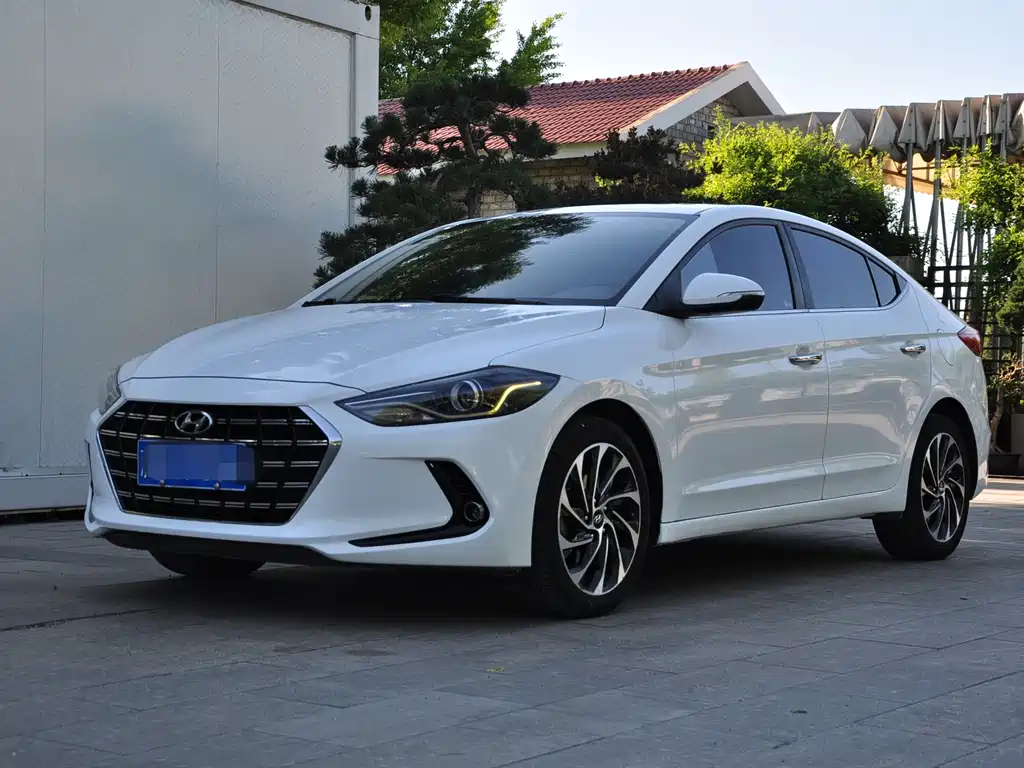 Hyundai Elantra 2019