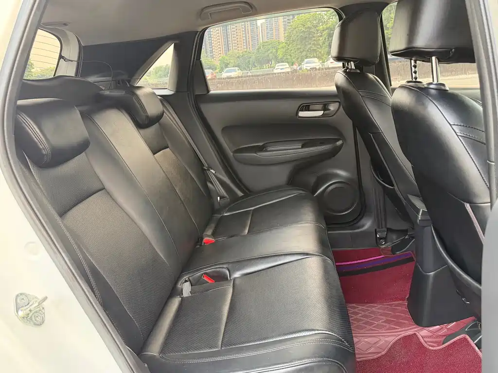 Honda Fit — миниатюра 15