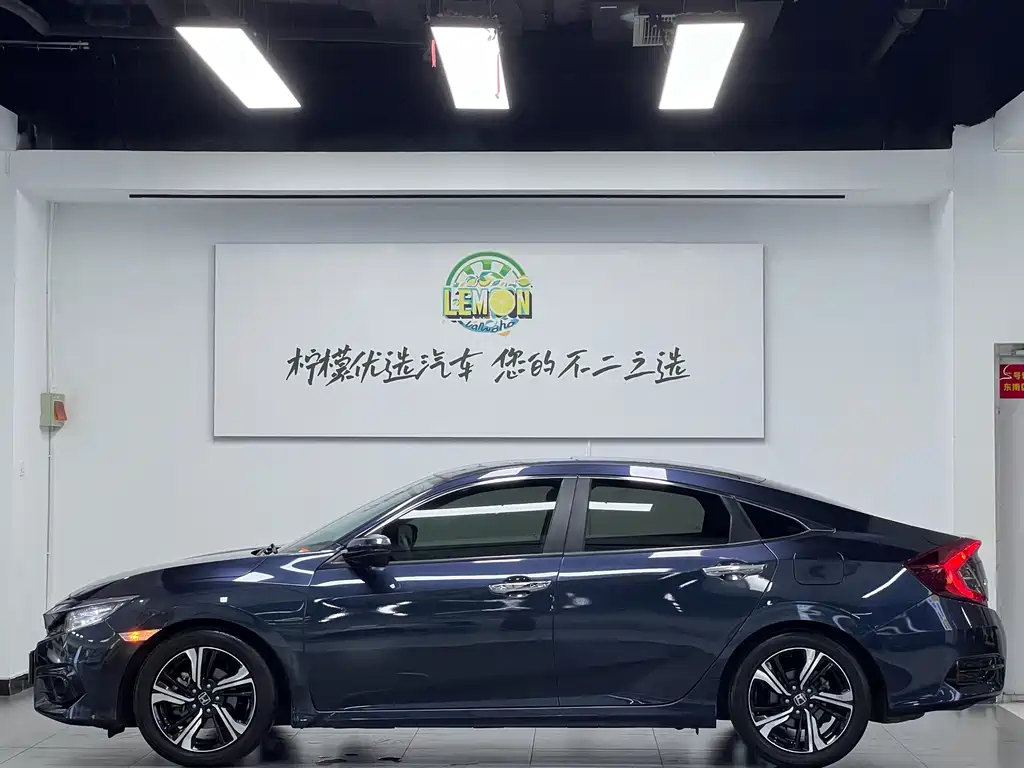 Honda Civic — миниатюра 8