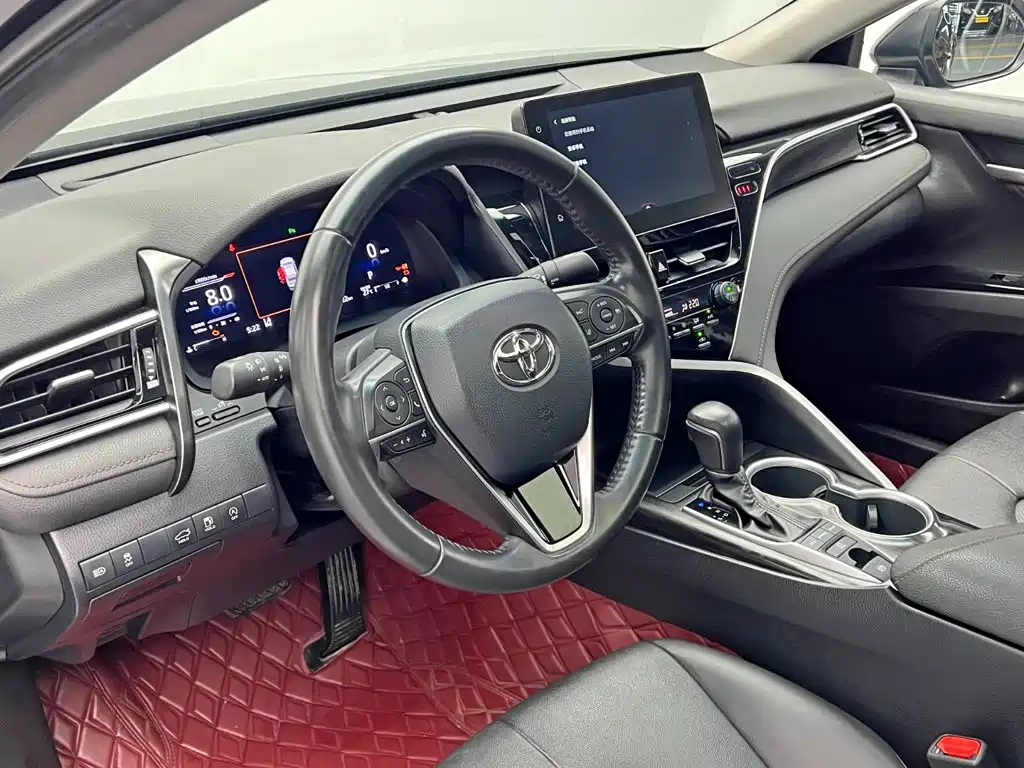 Toyota Camry — миниатюра 14